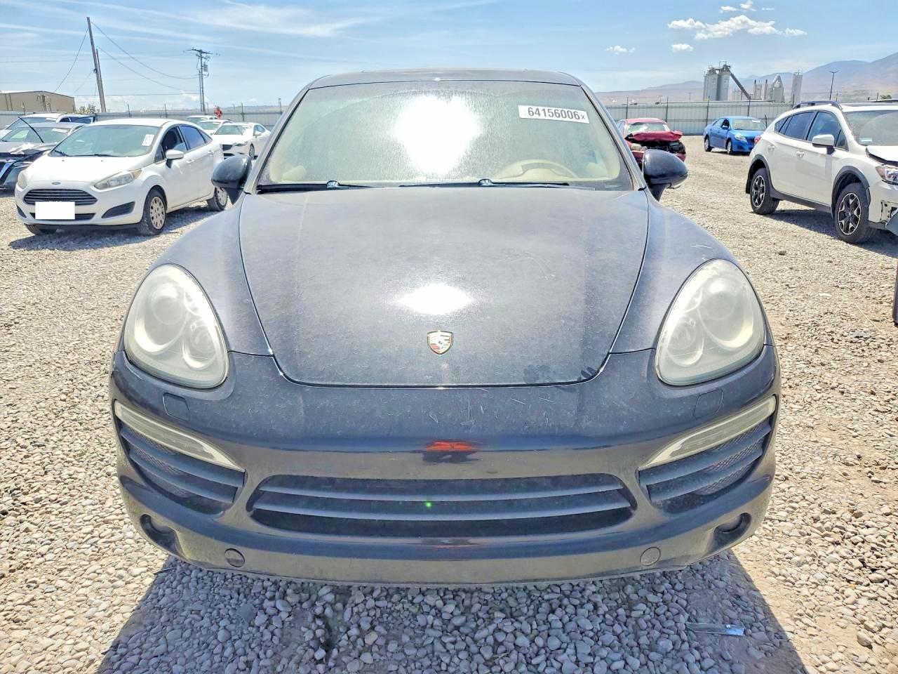 2011 Porsche Cayenne S - Image 5