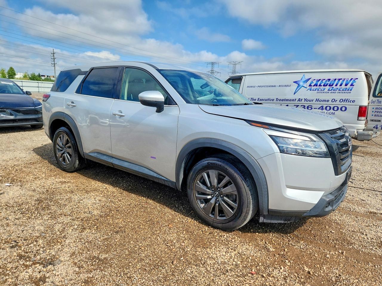 2022 Nissan Pathfinder S - Фото 4