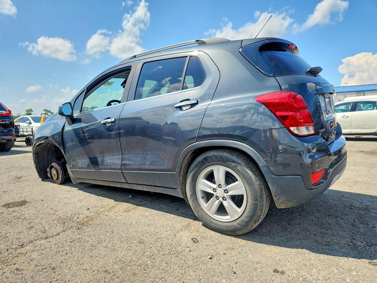 2017 Chevrolet Trax 1Lt - Фото 2