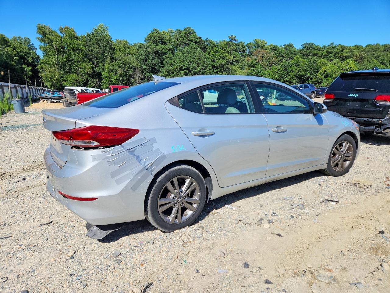 2017 Hyundai Elantra Se - Image 3
