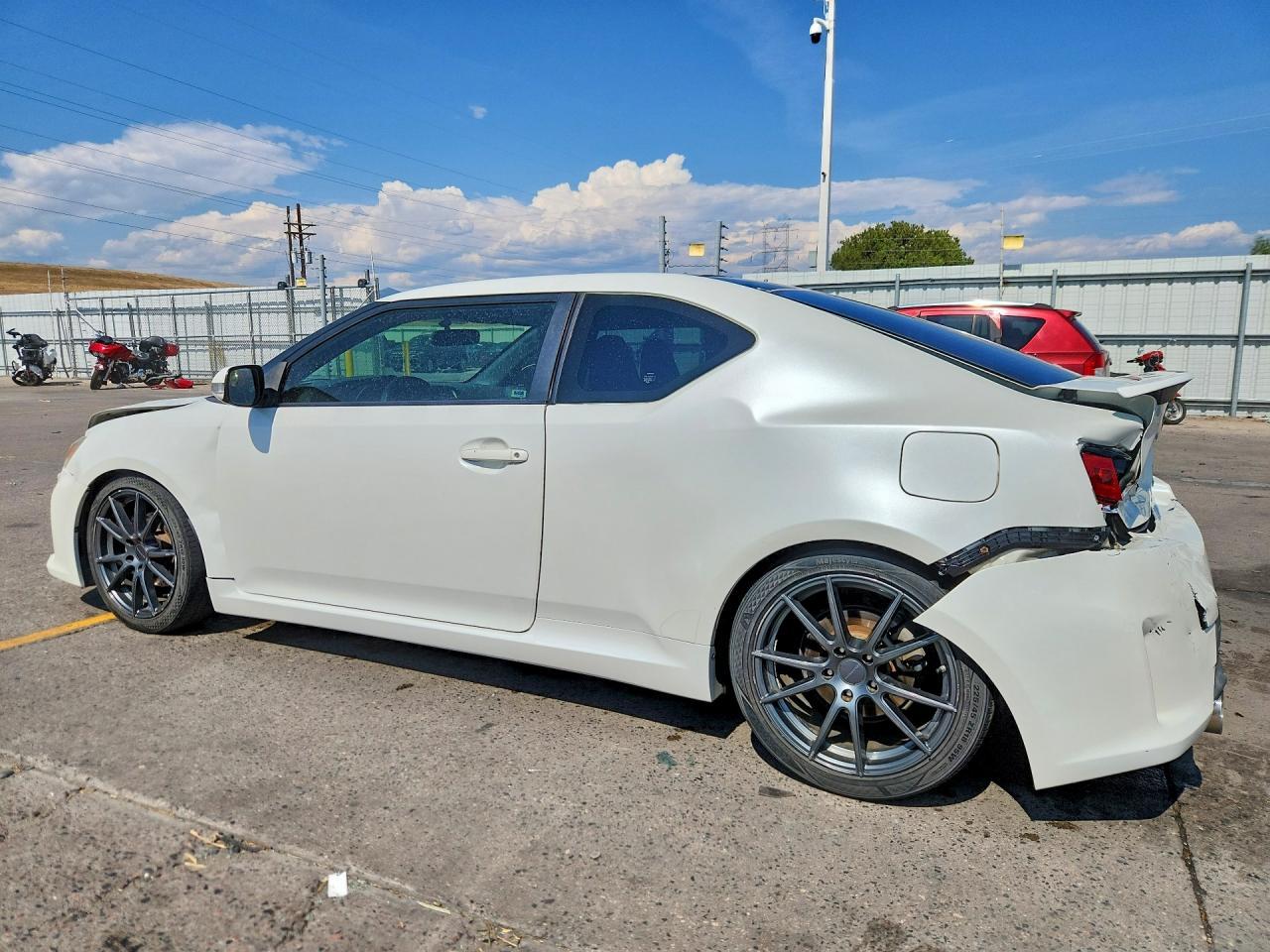 2015 Scion Tc Base - Фото 2