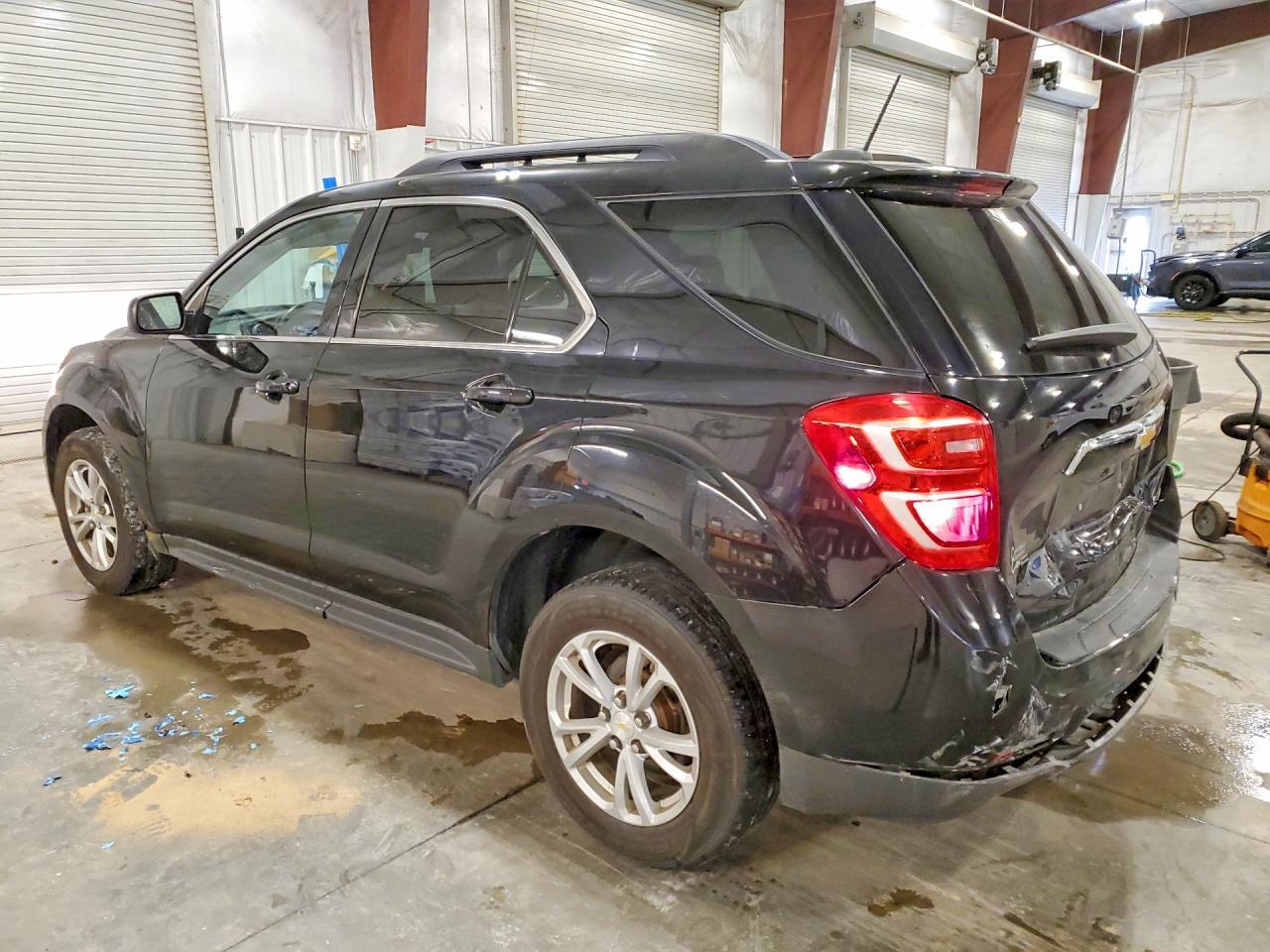 2016 Chevrolet Equinox Lt - Image 2