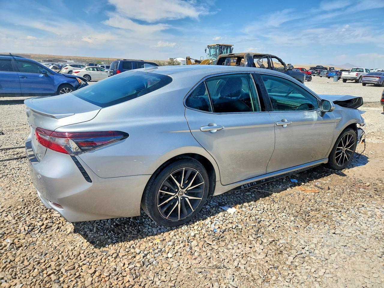 2021 Toyota Camry Se - Image 3
