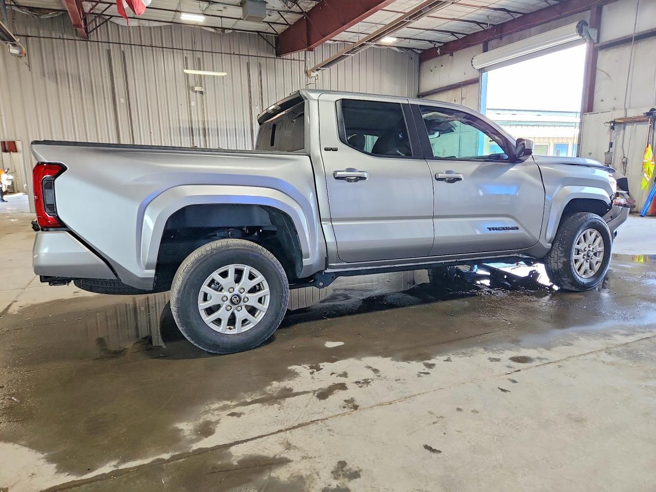 2025 Toyota Tacoma Sr5 - Image 3