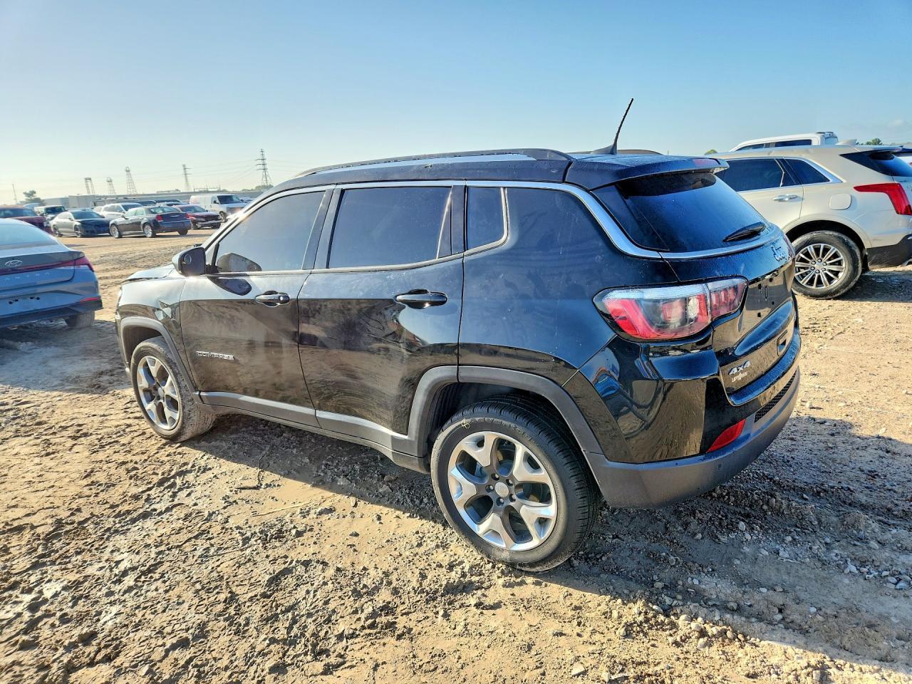 2018 Jeep Compass Limited - Фото 2