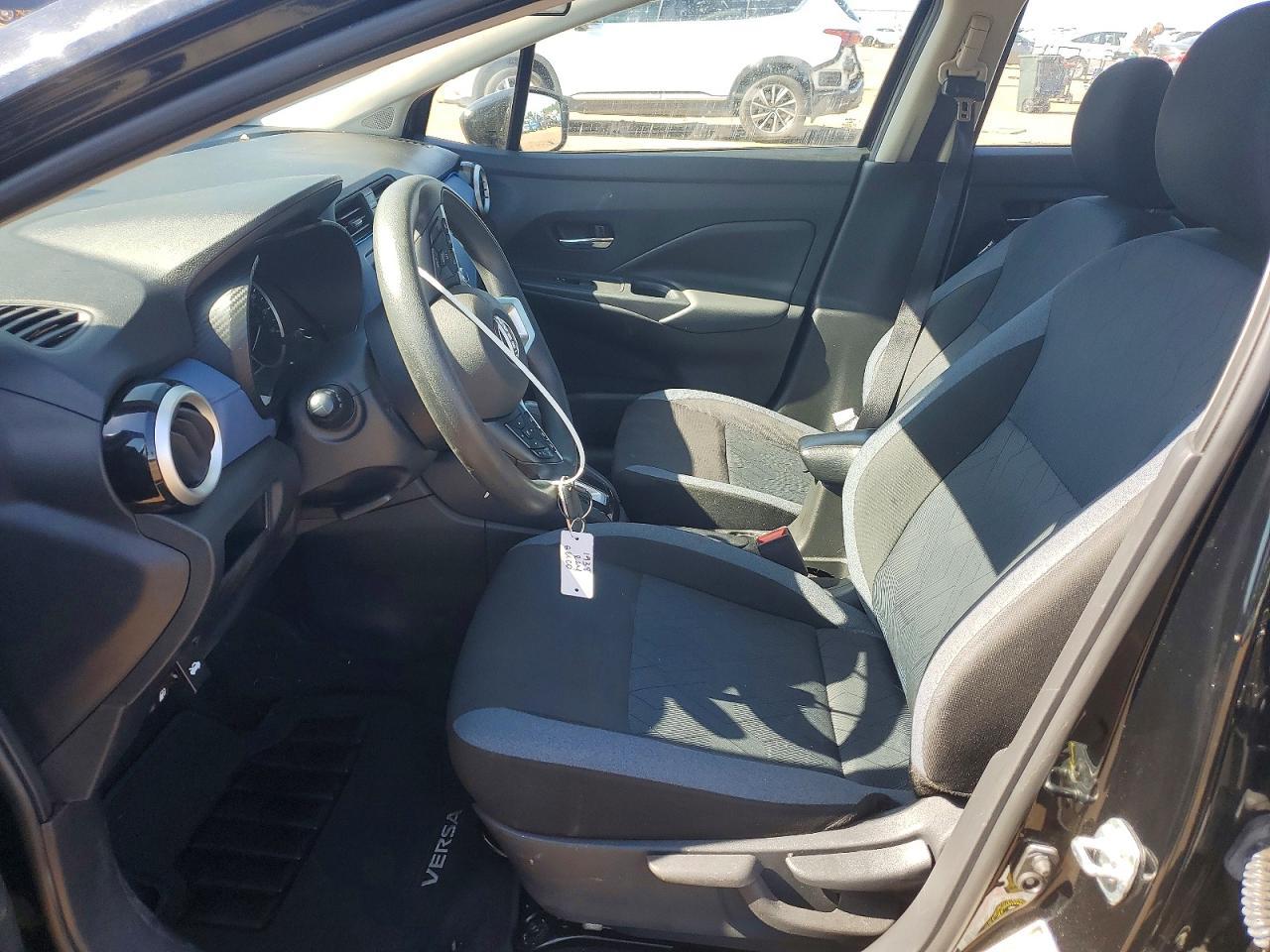 2023 Nissan Versa Sv - Image 7