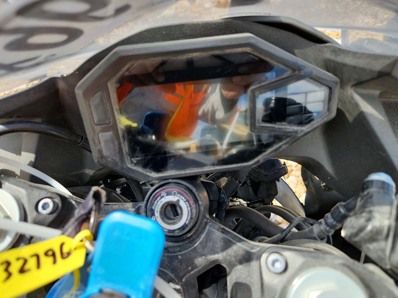 2025 Kawasaki Ex500 - Фото 7
