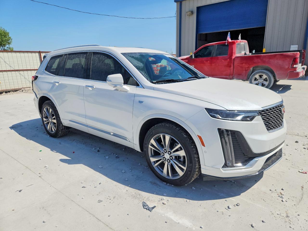 2025 Cadillac Xt6 Premium Luxury - Image 4