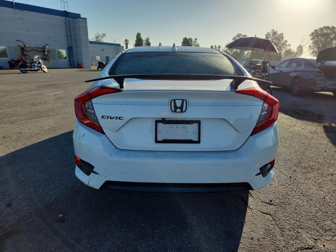 2017 Honda Civic Ex - Фото 6