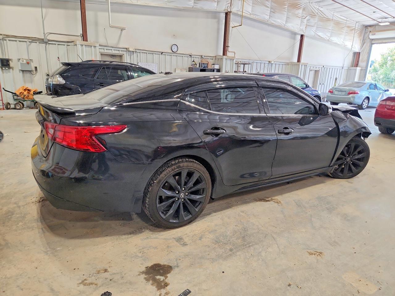 2017 Nissan Maxima 3.5 S - Фото 3