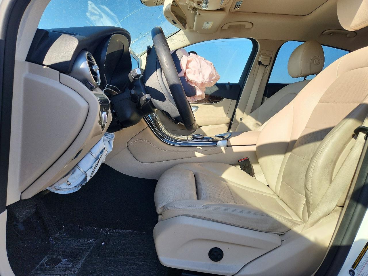 2018 Mercedes-Benz Glc Coupe 300 4Matic - Image 7