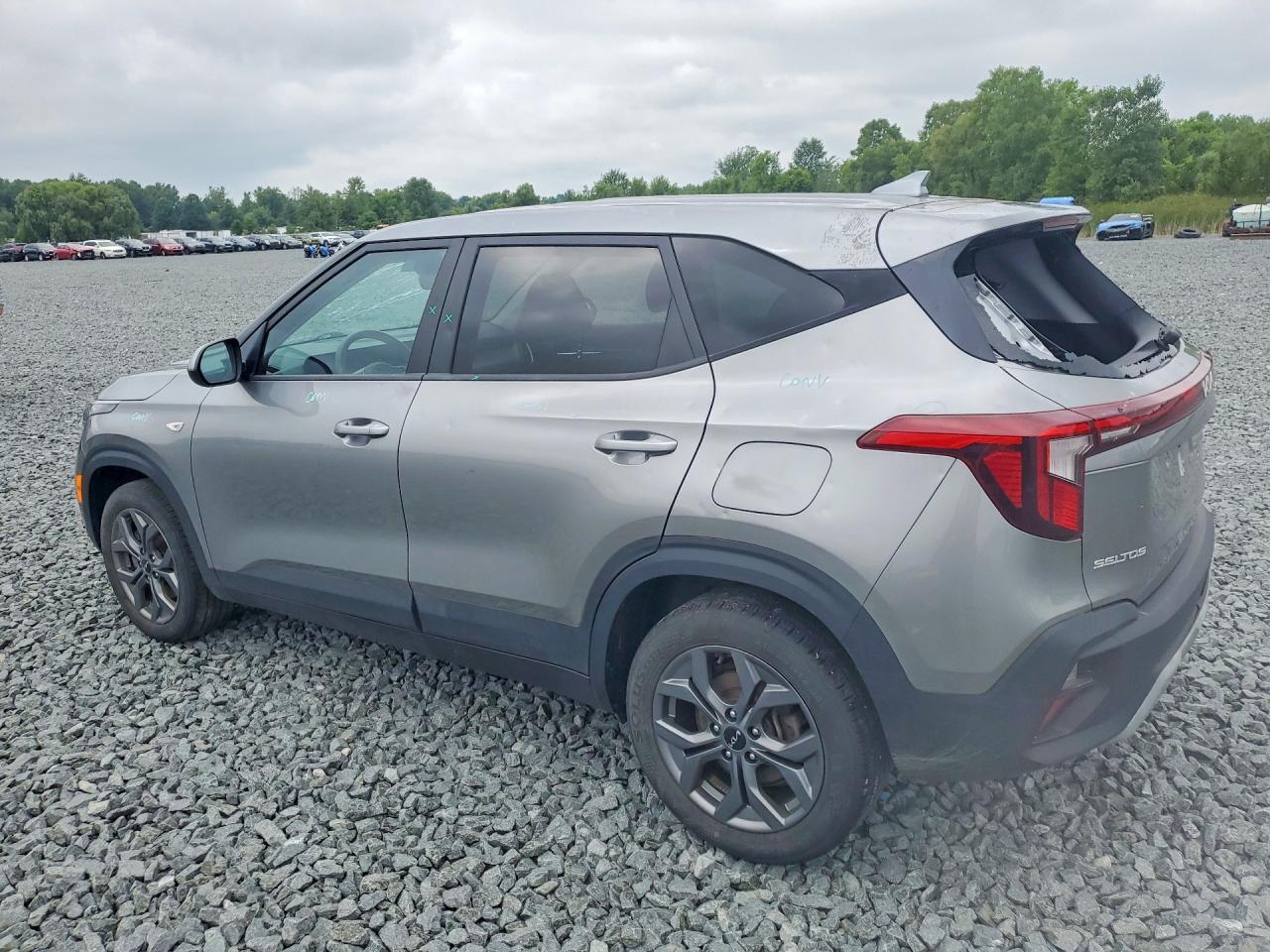 2024 Kia Seltos Lx - Image 2
