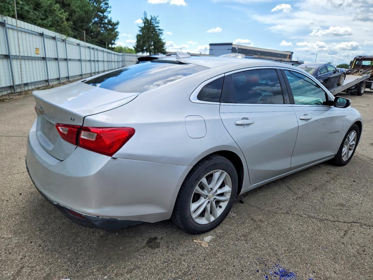 2016 Chevrolet Malibu Lt - Фото 3