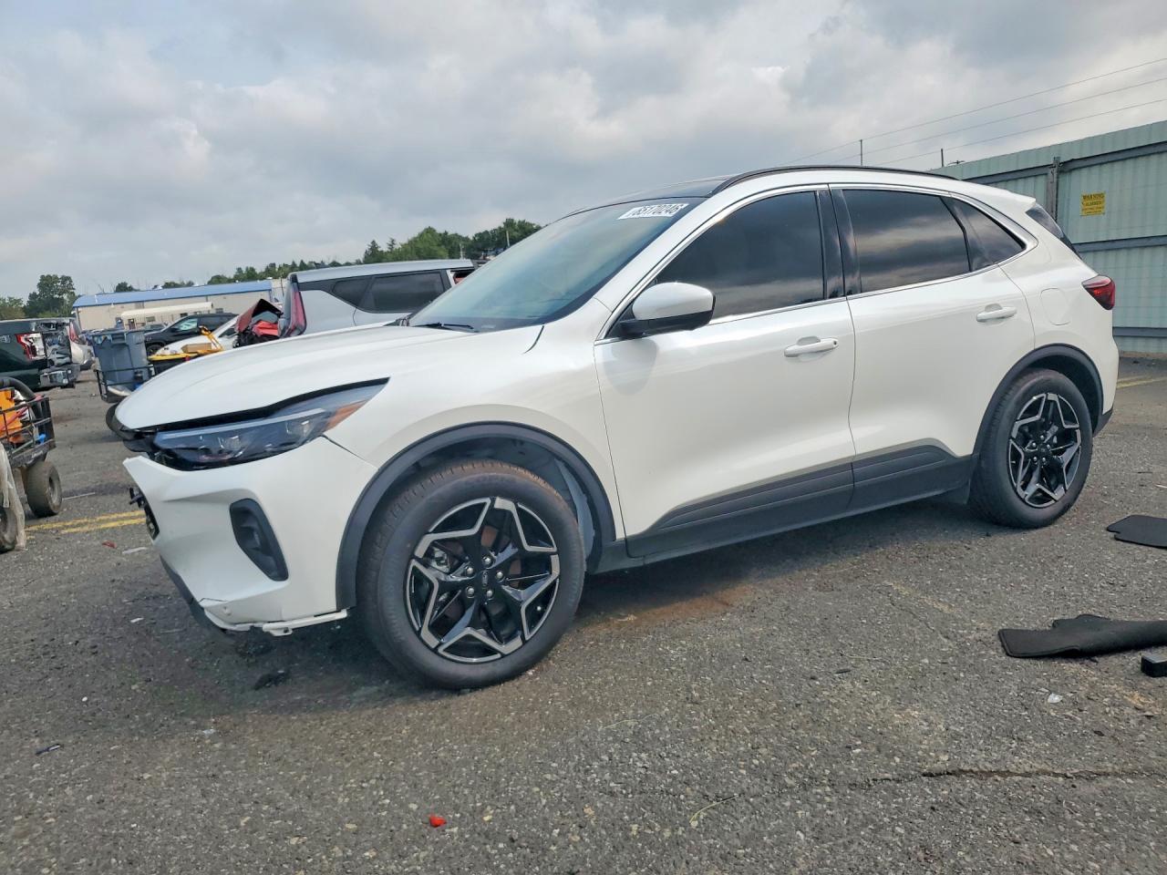 2026 Ford Escape Platinum
