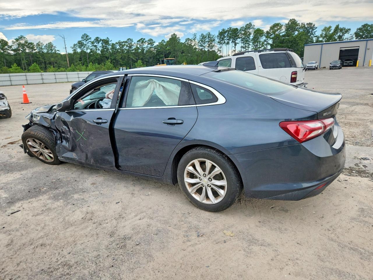 2019 Chevrolet Malibu Lt - Фото 2