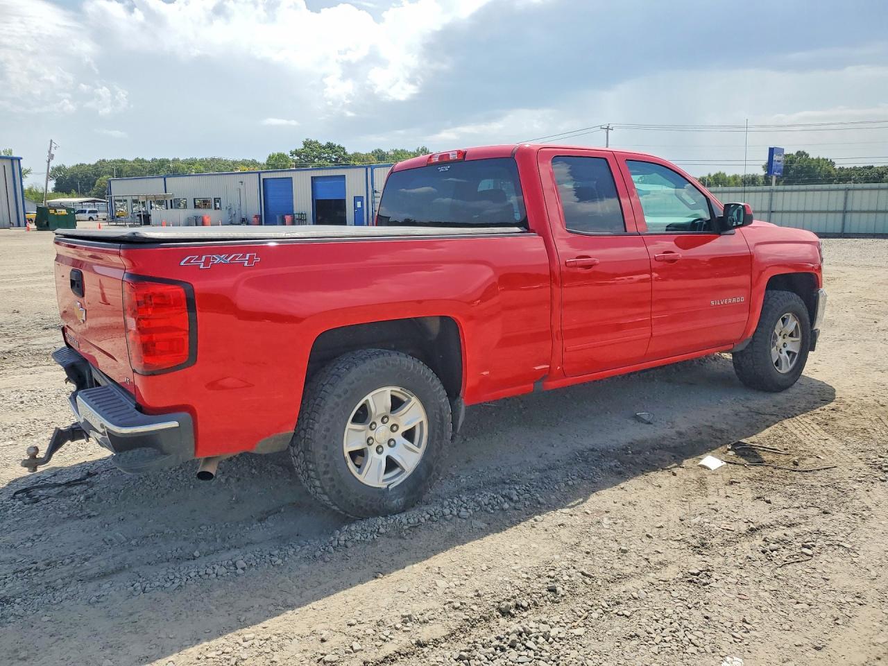 2017 Chevrolet Silverado K1500 Lt - Фото 3