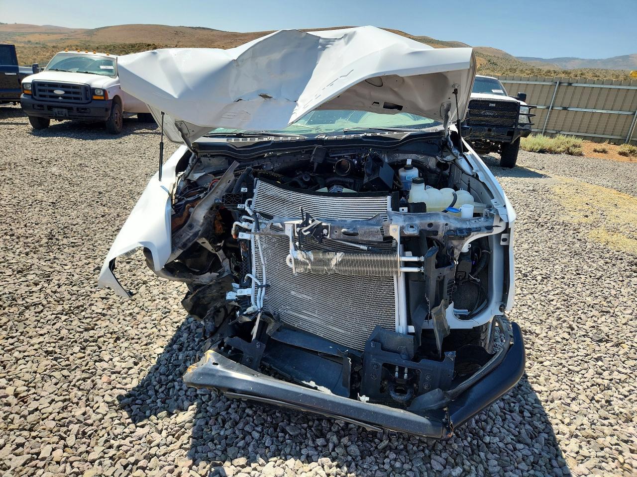 2022 Ford F250 Sd 2Wd V8 Ffv Reg Cab 6.2L Xl Utility / Service Body - Фото 5
