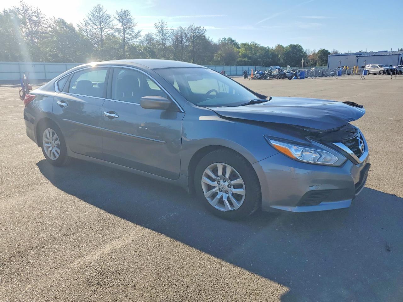 2018 Nissan Altima 2.5 S - Image 4