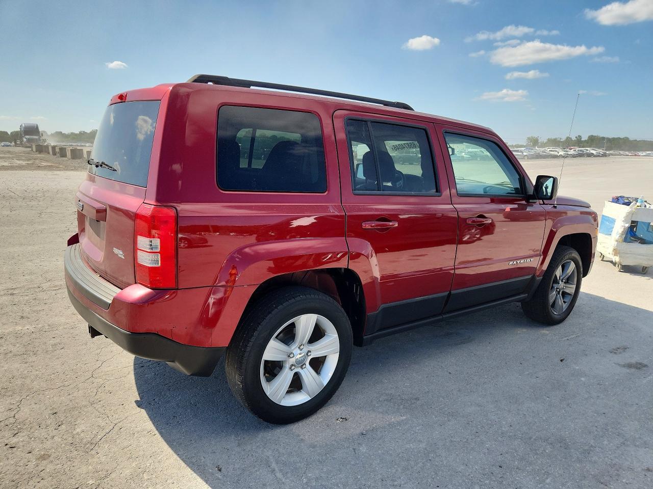 2015 Jeep Patriot - Image 3