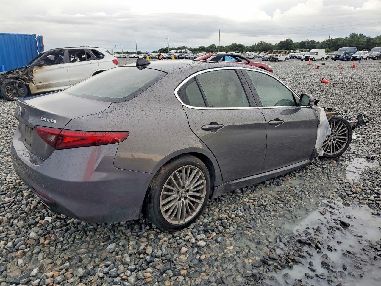 2018 Alfa Romeo Giulia Ti - Image 3