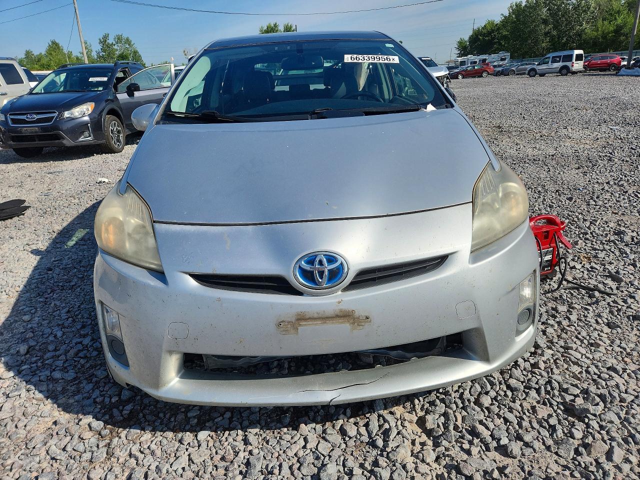 2011 Toyota Prius - Image 5