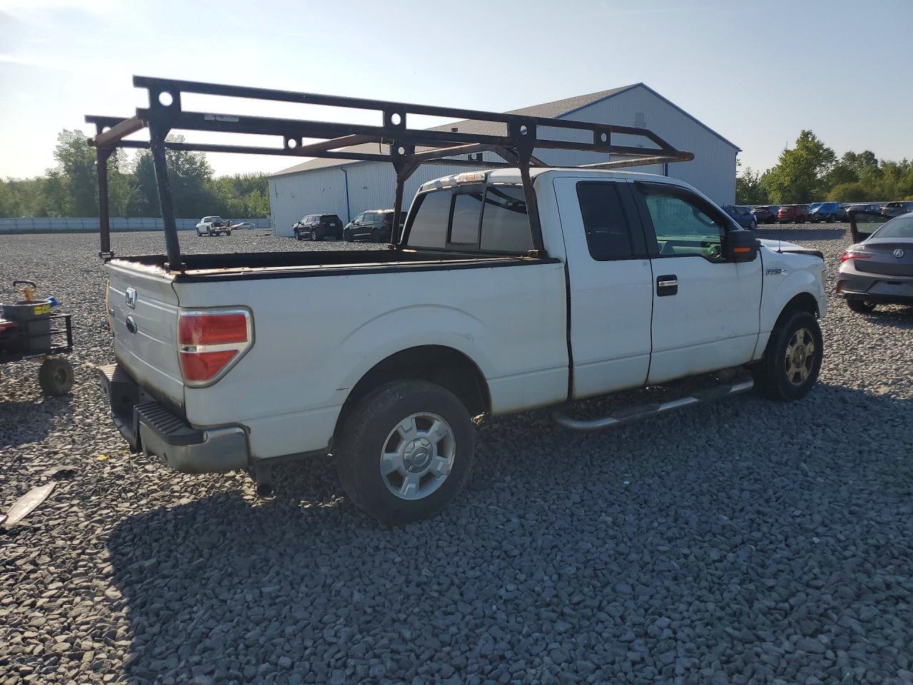 2011 Ford F150 Super Cab - Фото 3