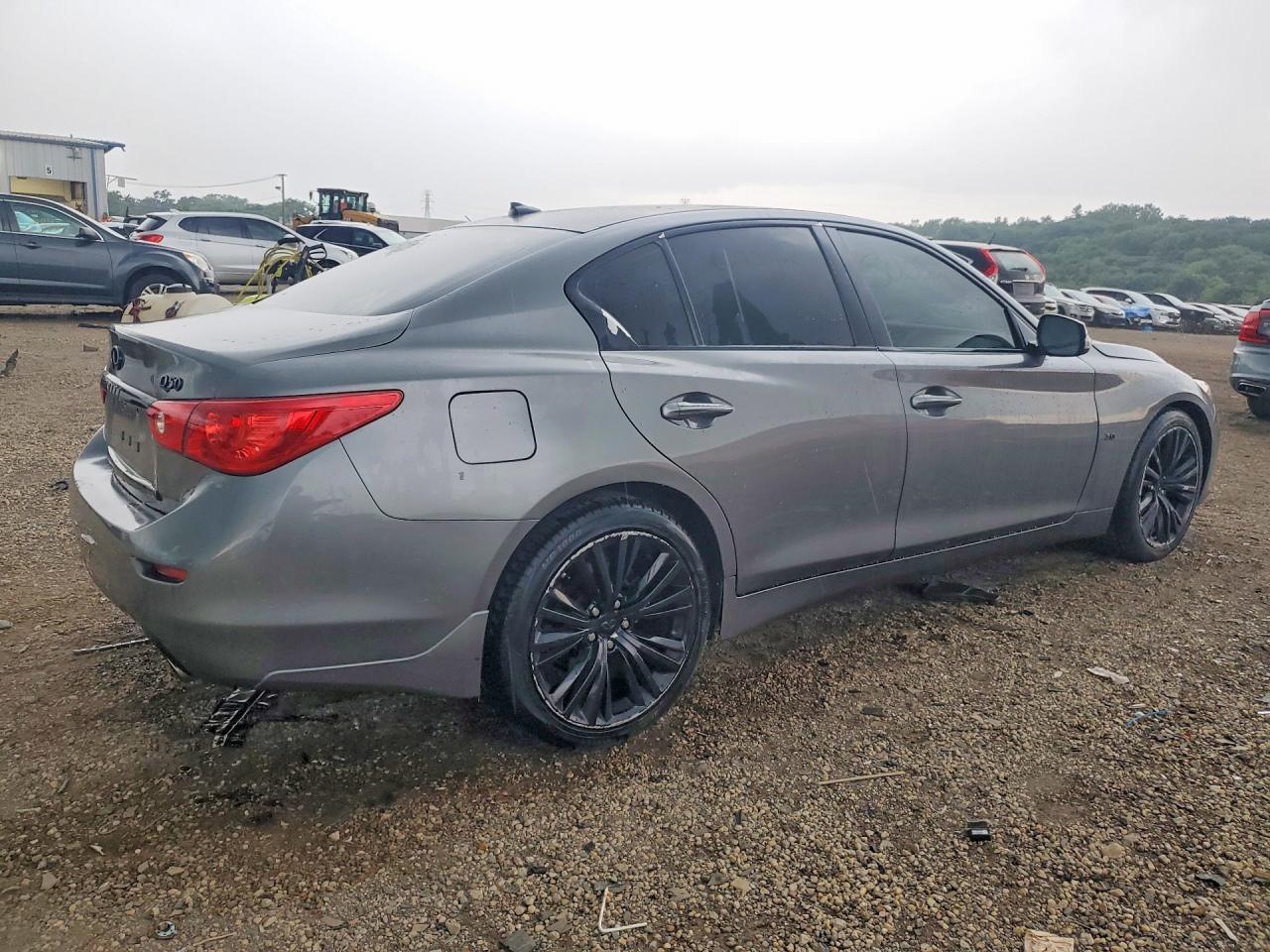 2017 Infiniti Q50 3.0T Premium - Image 3