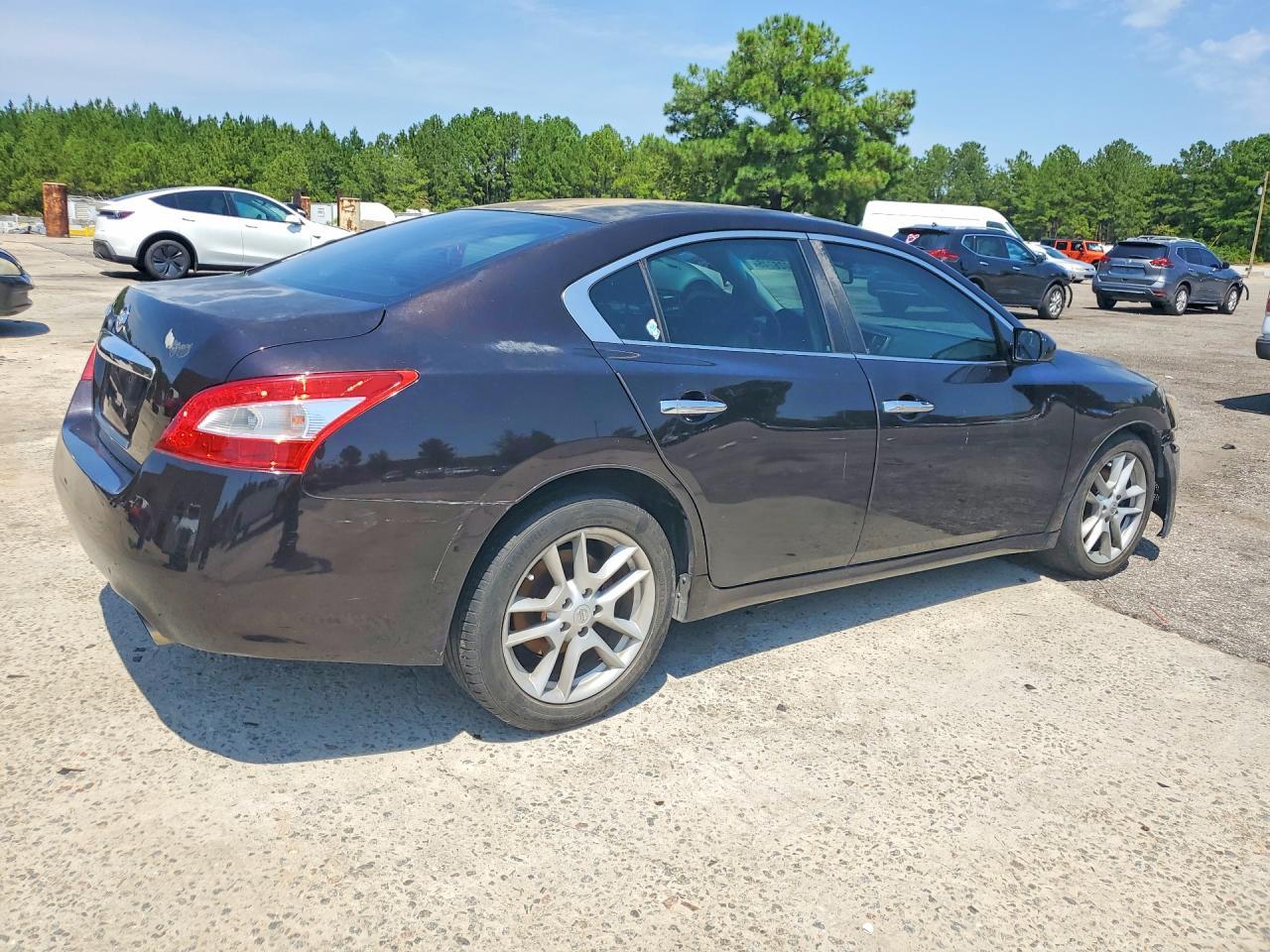 2010 Nissan Maxima 3.5 S - Фото 3