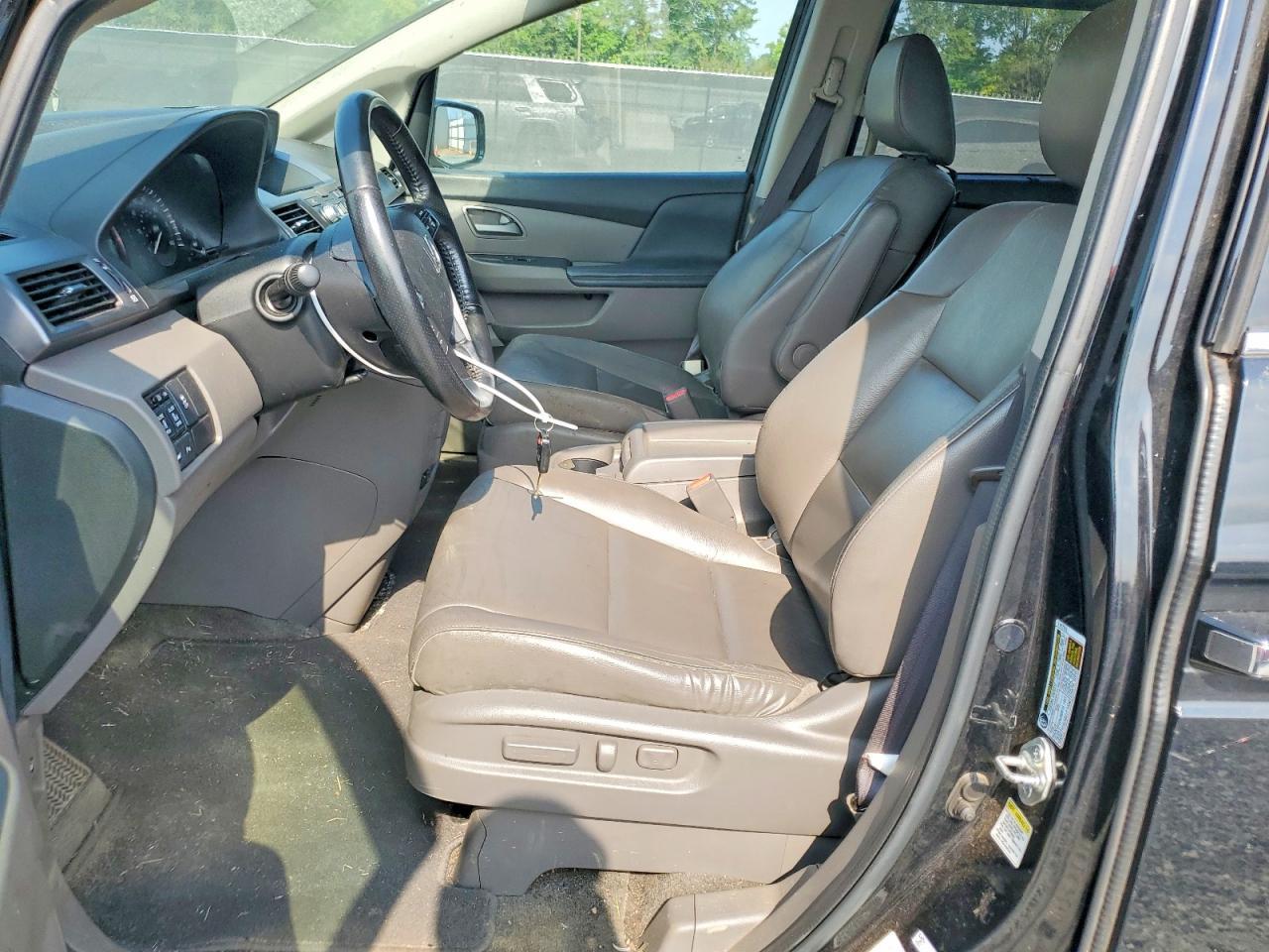 2013 Honda Odyssey Touring - Фото 7