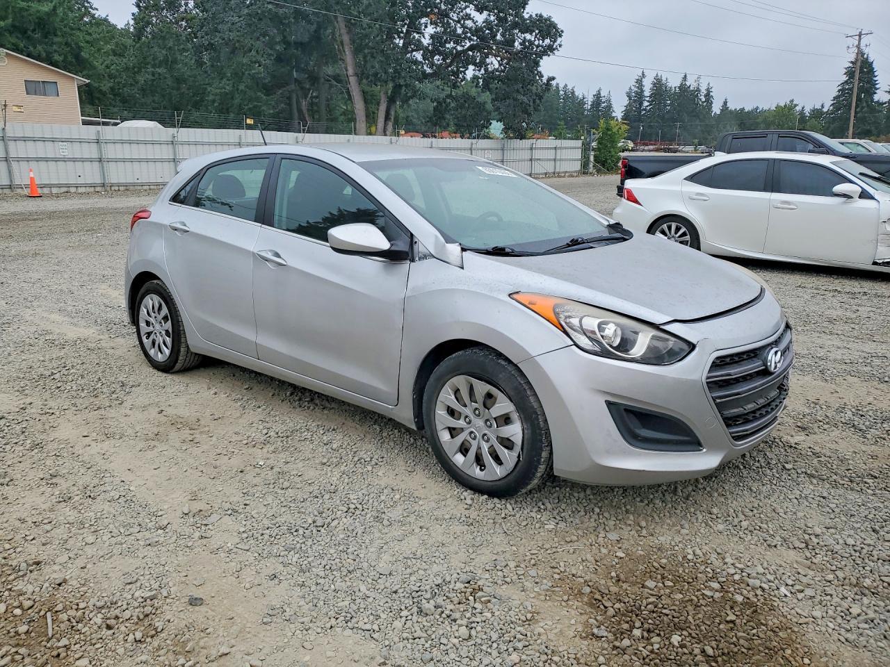 2016 Hyundai Elantra Gt Base - Фото 4