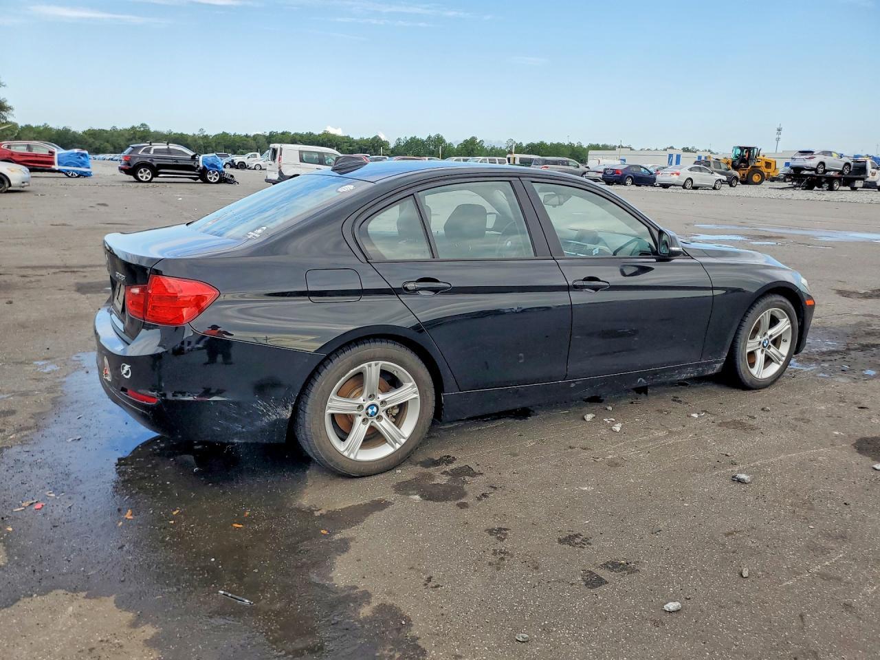 2015 BMW 328 I - Фото 3