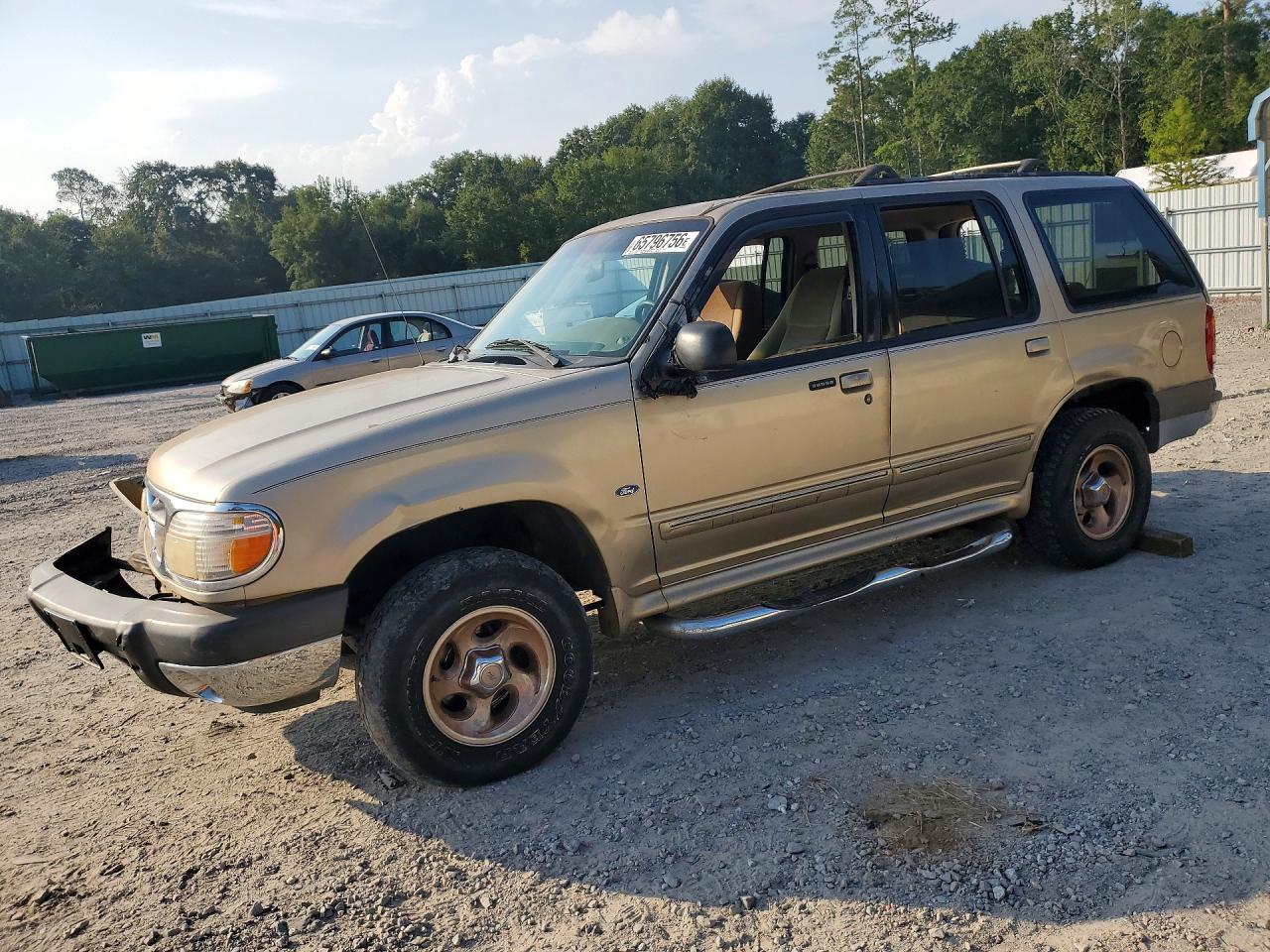 2000 Ford Explorer Xlt