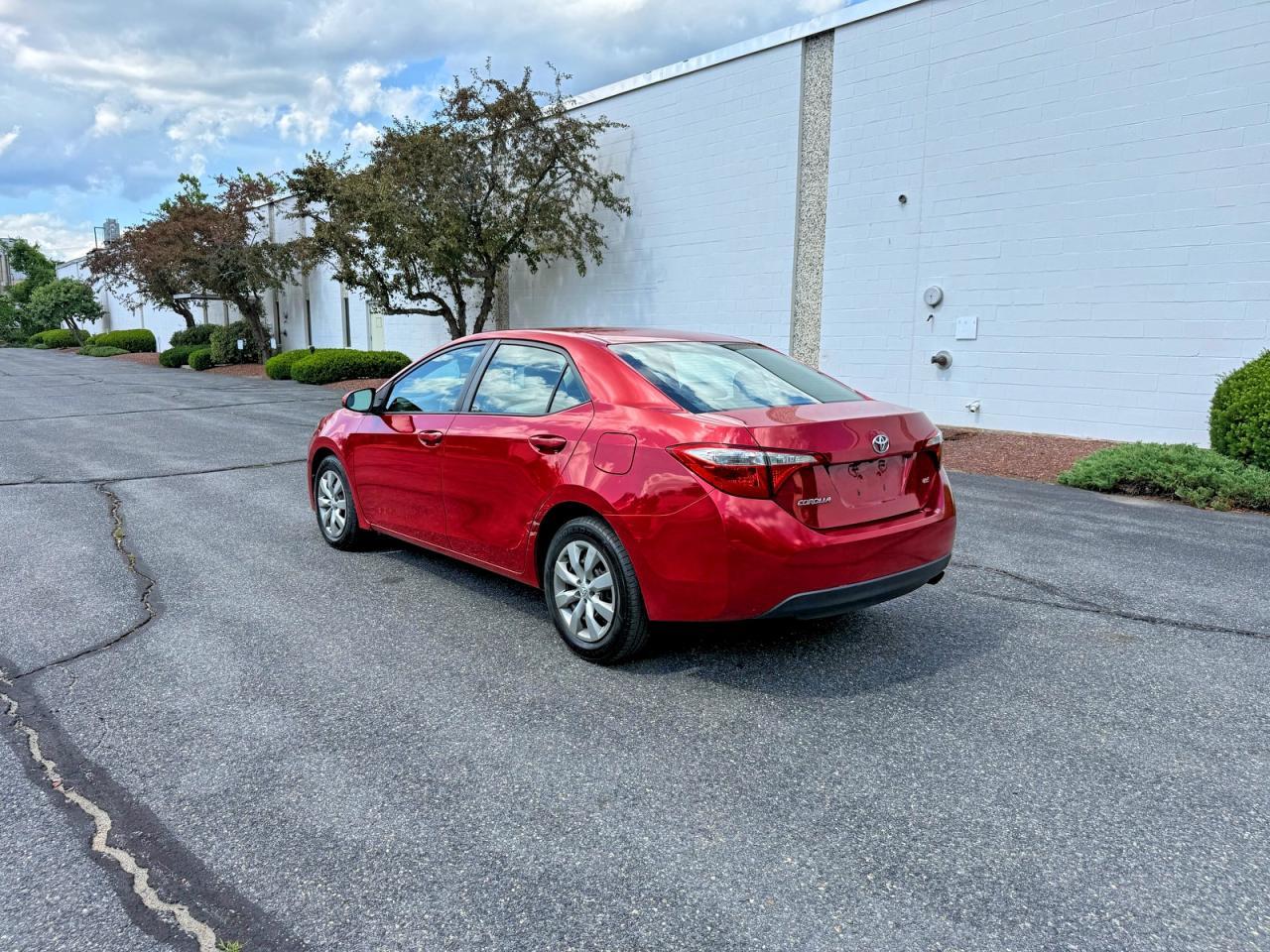 2014 Toyota Corolla Le - Image 3