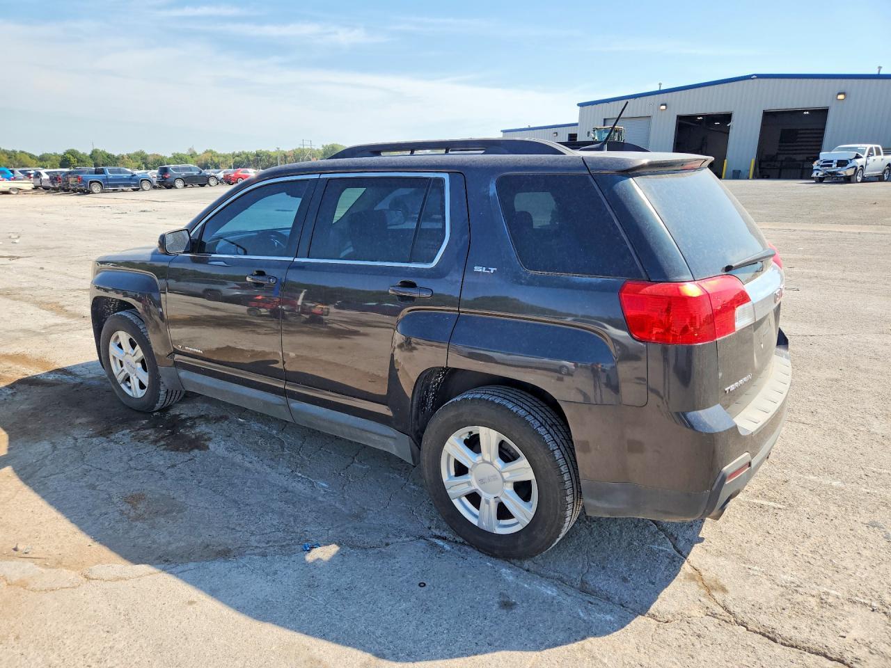 2014 GMC Terrain Slt - Image 2