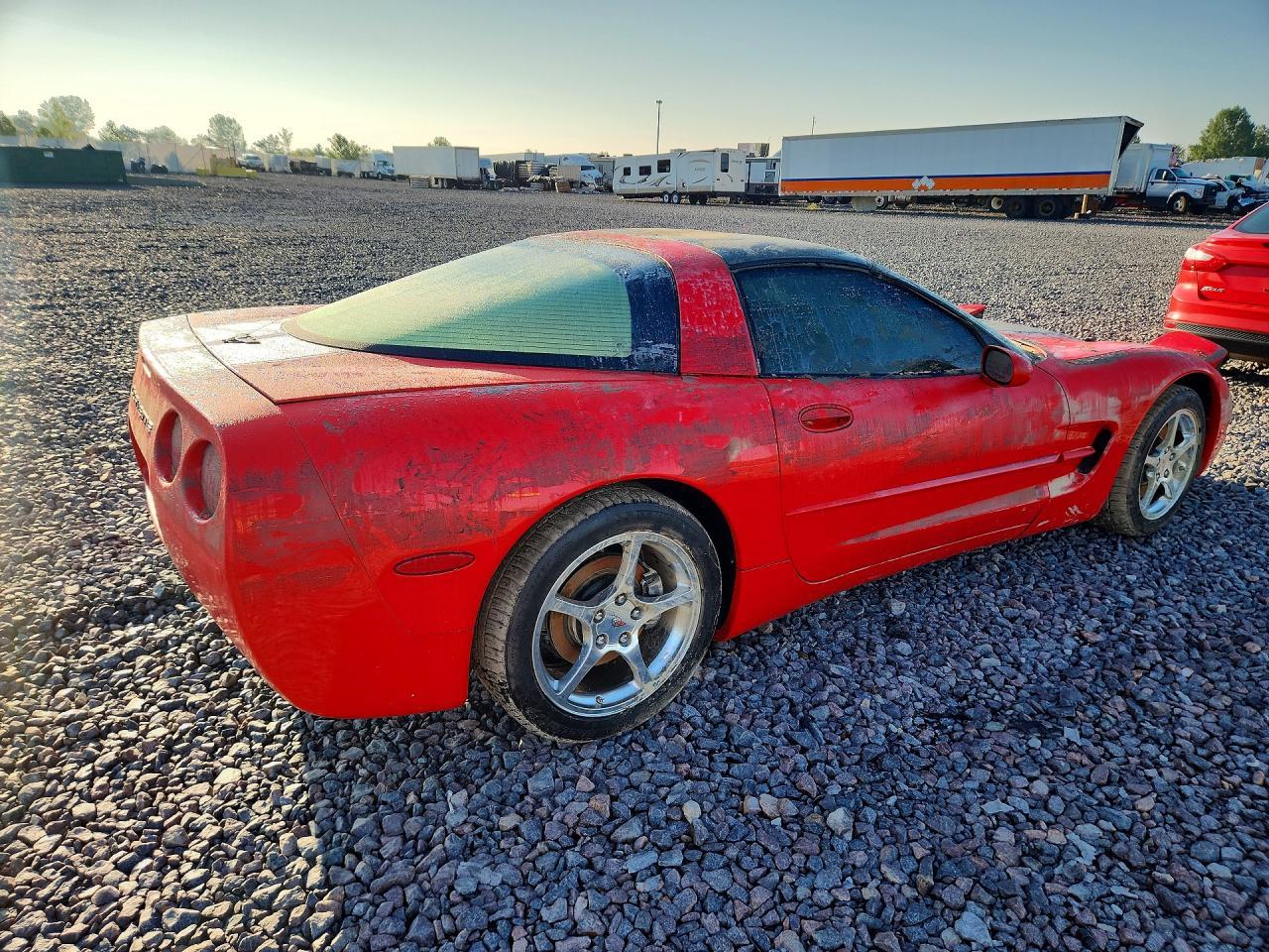 2002 Chevrolet Corvette - Фото 3