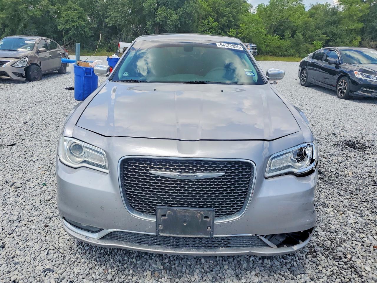 2016 Chrysler 300C - Фото 5