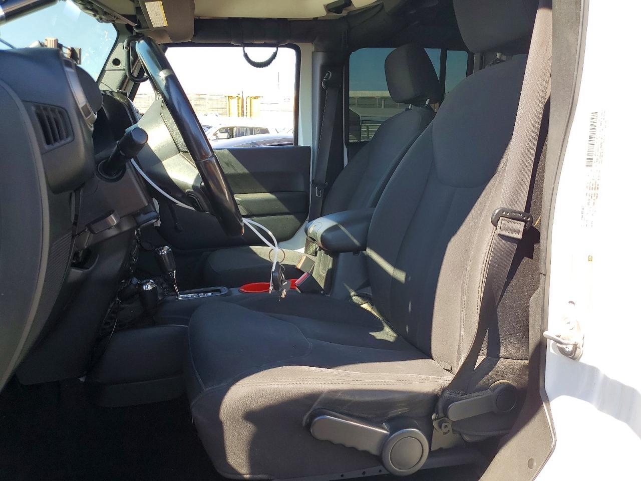 2018 Jeep Wrangler Unlimited Sport - Фото 7