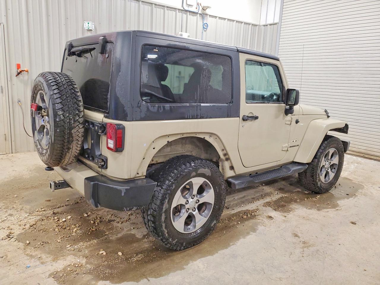 2017 Jeep Wrangler Sahara - Фото 3