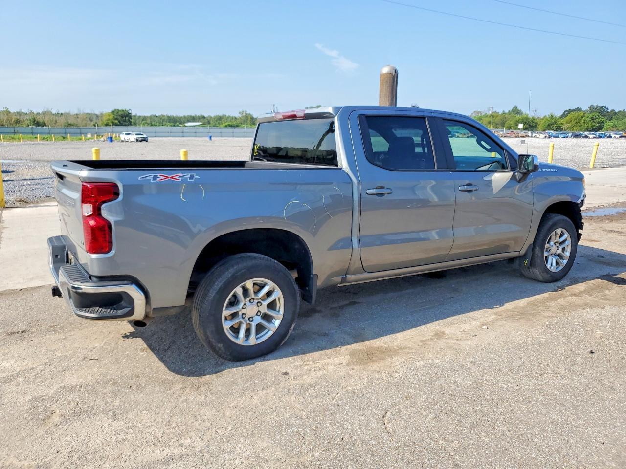 2023 Chevrolet Silverado K1500 Lt - Фото 3