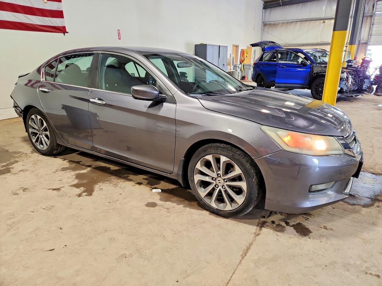 2014 Honda Accord Sport - Image 4