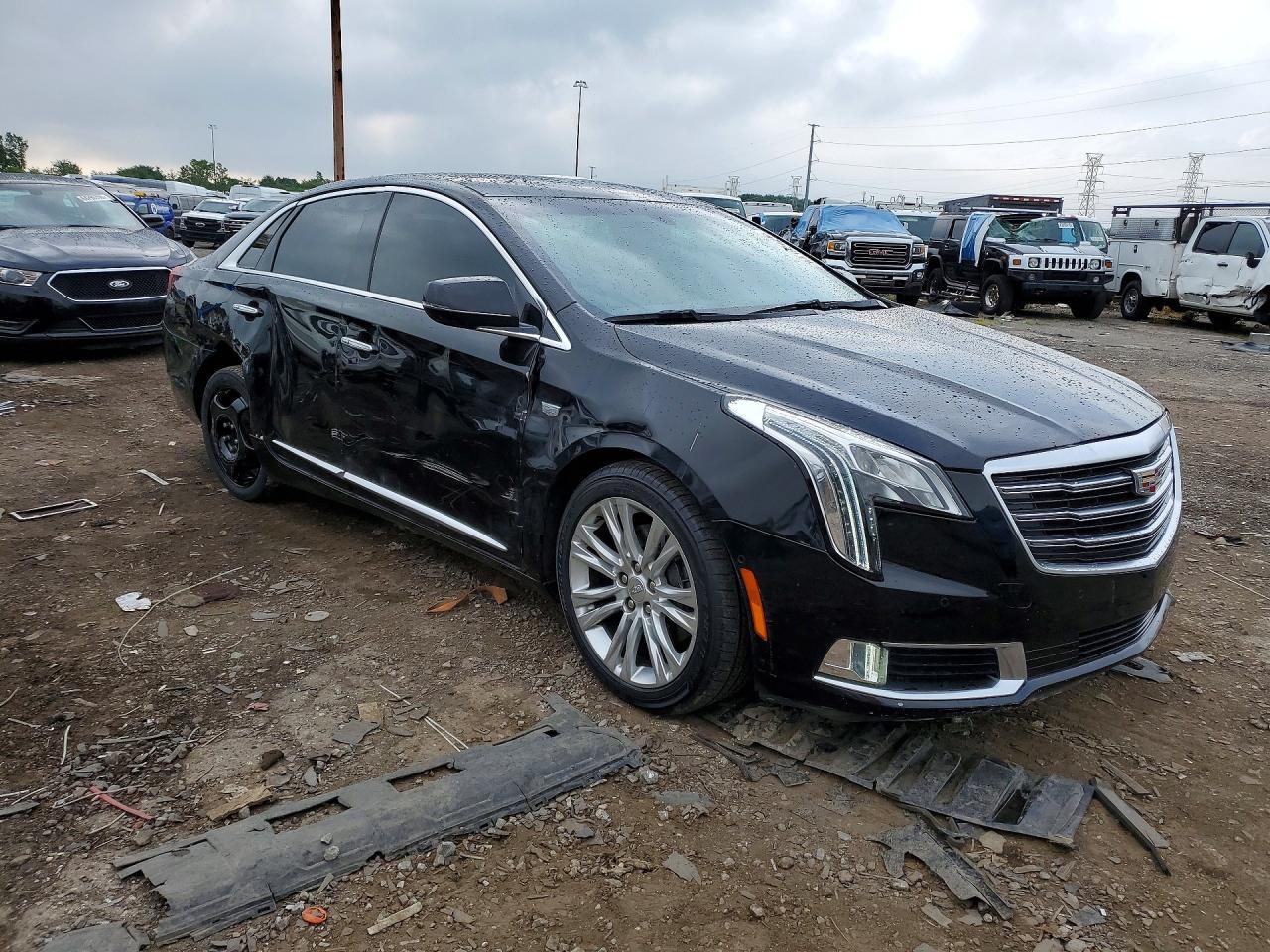 2019 Cadillac Xts Luxury - Image 4