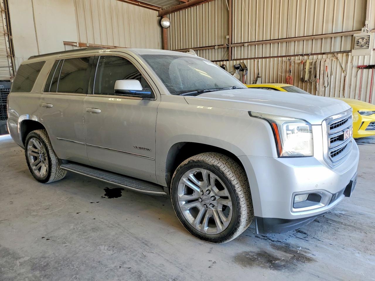 2016 GMC Yukon Slt - Image 4