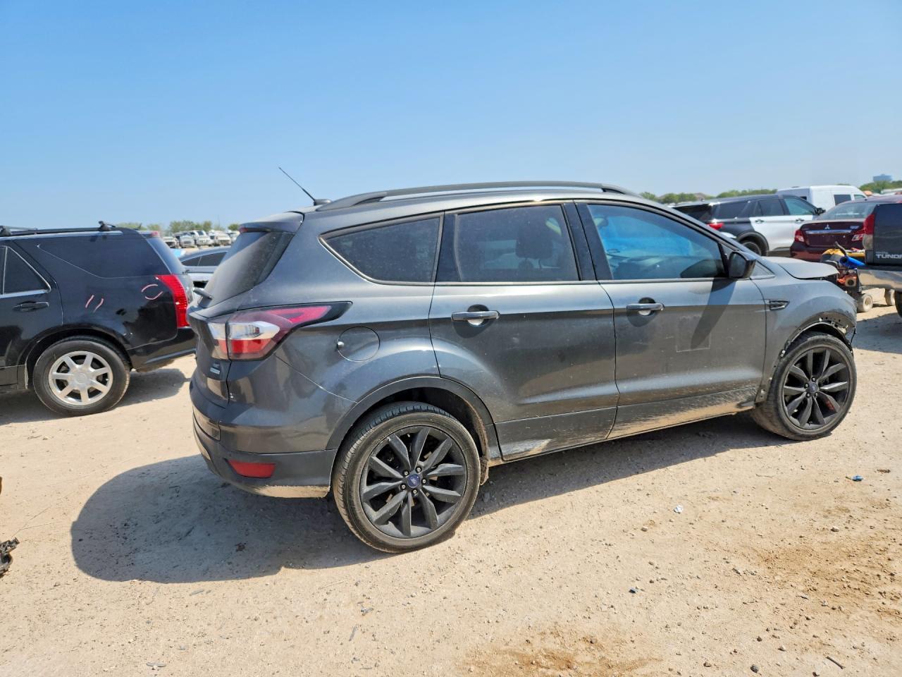 2017 Ford Escape Se - Фото 3