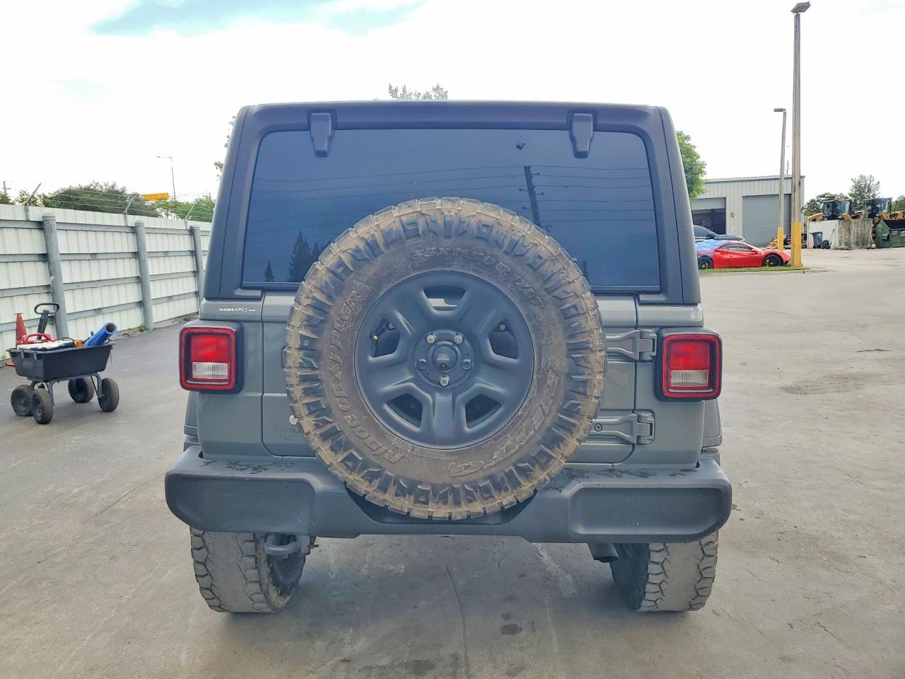 2018 Jeep Wrangler Unlimited Sport - Фото 6