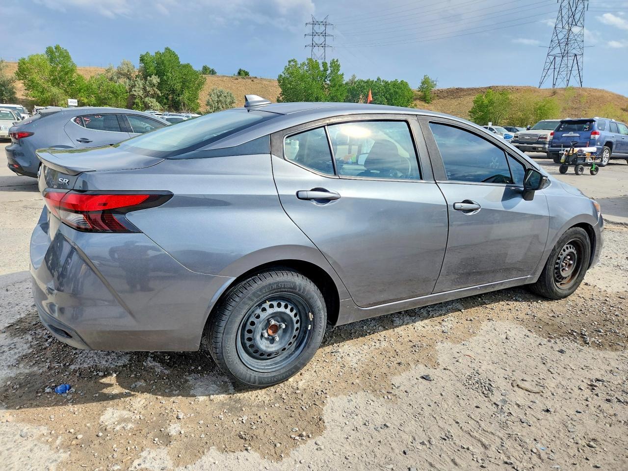 2020 Nissan Versa Sr - Image 3