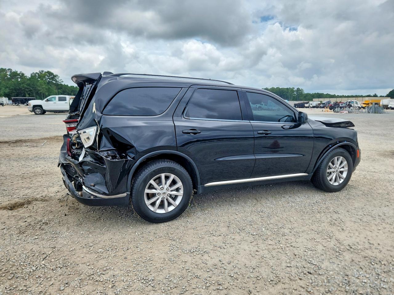 2023 Dodge Durango - Image 3