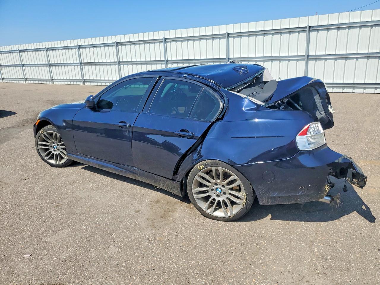 2010 BMW 335 D - Фото 2
