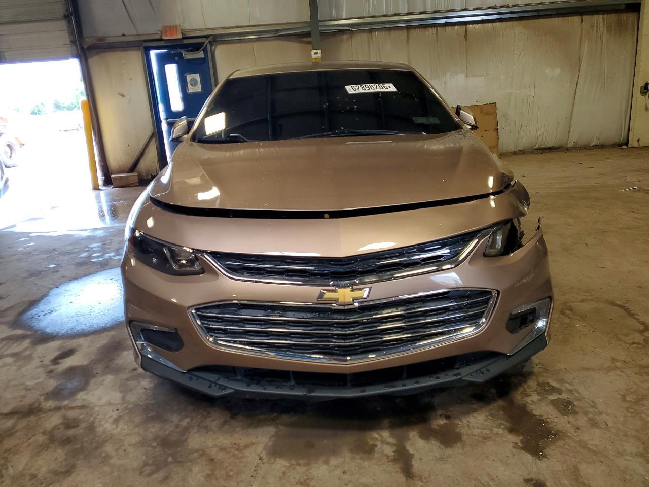 2018 Chevrolet Malibu Lt - Image 5