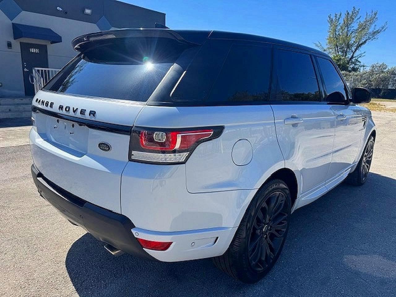 2017 Land Rover Range Rover Sport Hse Dynamic - Image 3
