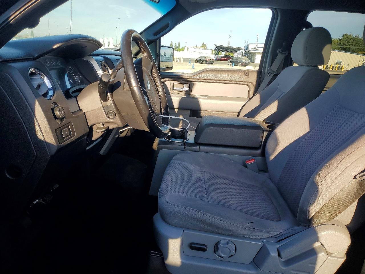 2013 Ford F150 Supercrew - Image 7